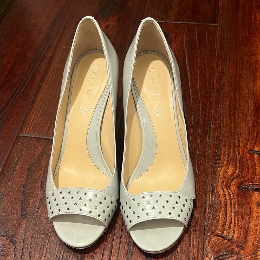 Women's Gray Peep Toe Heels